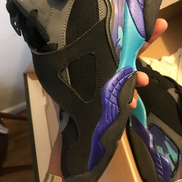 💎😈 Retro 8 Jordan’s Female size 5 Bugs Bunny’s - Picture 5 of 8